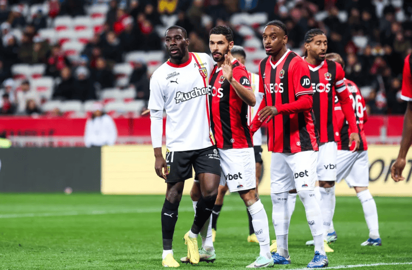 8月6日周三，欧冠资格赛焦点对决：尼斯主场迎战本菲卡——法甲新贵与葡超豪门的欧战博弈。