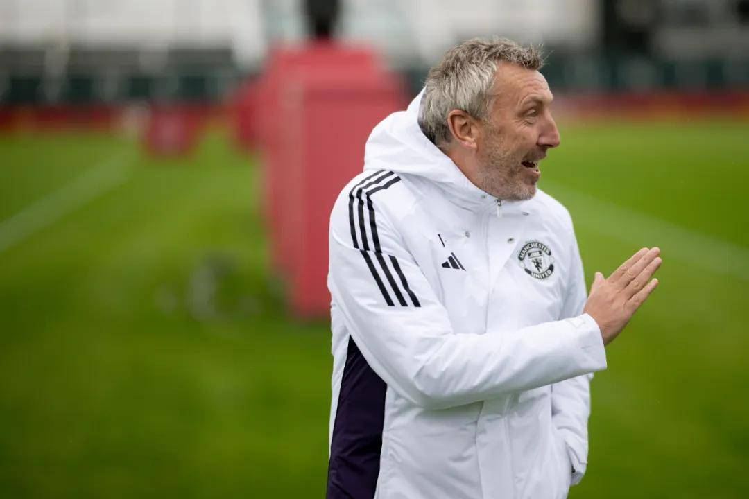 威尔考克斯：着眼未来，提升标准